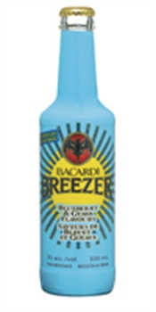 Bacardi Breezer Bleuet Goyave (4X330 Ml) Cooler Spiritueux